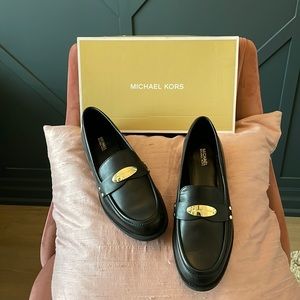 Michael Kors Finley Loafer - Black Leather - Size 8